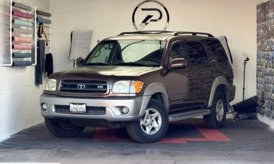 2001 Toyota Sequoia SR5