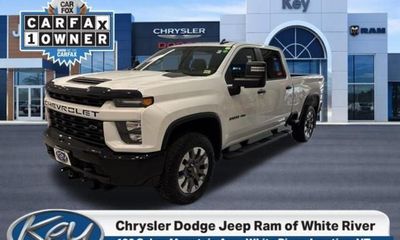 2022 Chevrolet Silverado HD Custom