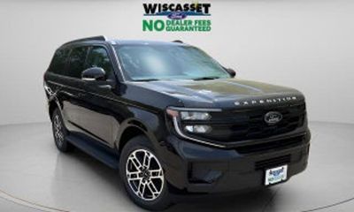 2025 Ford Expedition Active