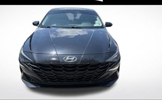 2022 Hyundai Elantra SE