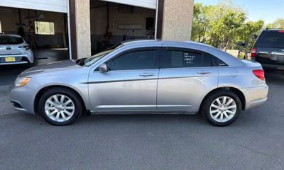 2013 Chrysler 200 Touring