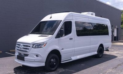 2023 Mercedes-Benz Sprinter 907 VS30
