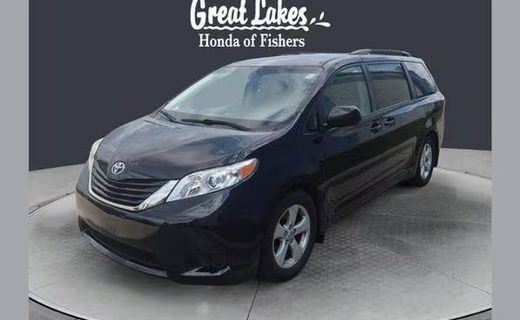 2015 Toyota Sienna LE