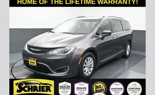 2018 Chrysler Pacifica Touring L Plus