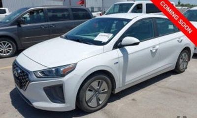 2020 Hyundai Ioniq Blue