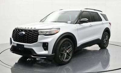 2026 Ford Explorer ST Line