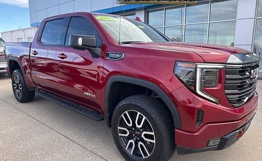 2023 GMC Sierra AT4