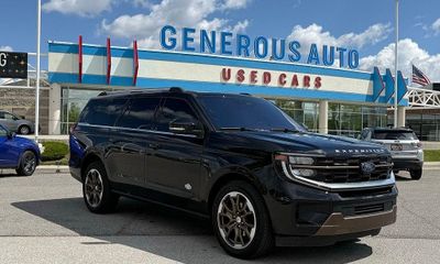 2025 Ford Expedition MAX King Ranch