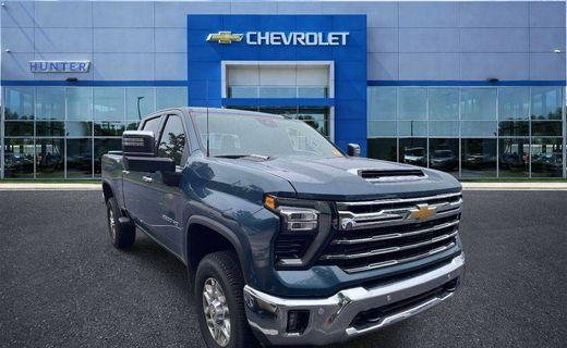2025 Chevrolet Silverado HD LTZ