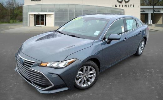 2022 Toyota Avalon XLE