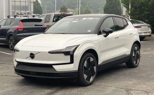 2026 Volvo EX30 Ultra