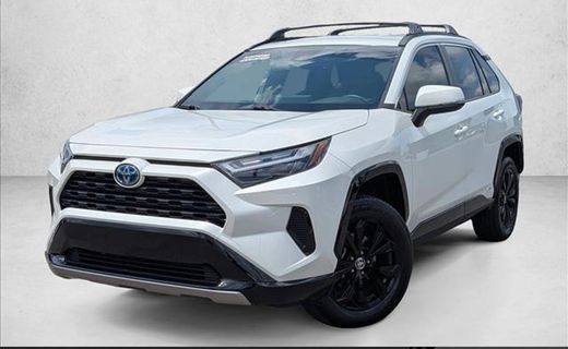 2022 Toyota RAV4 SE