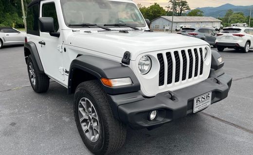 2024 Jeep Wrangler Sport
