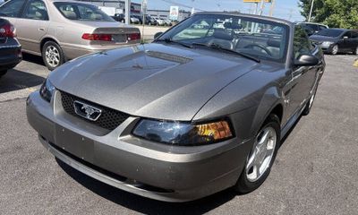 2001 Ford Mustang Base