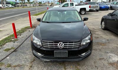 2014 Volkswagen Passat SEL
