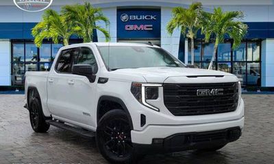 2026 GMC Sierra Elevation