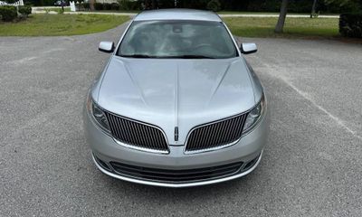 2013 Lincoln MKS Base