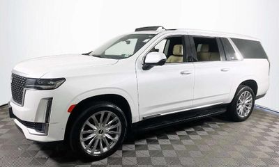 2022 Cadillac Escalade ESV Premium Luxury