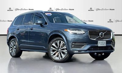 2022 Volvo XC90 Momentum Excl S60