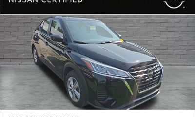 2025 Nissan Kicks Play S