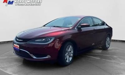2015 Chrysler 200 Limited