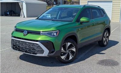 2026 Volkswagen Taos 4MOTION SE