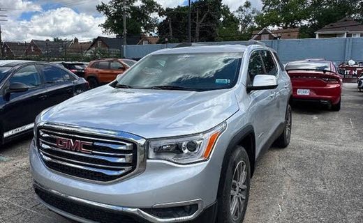 2018 GMC Acadia SLE 2
