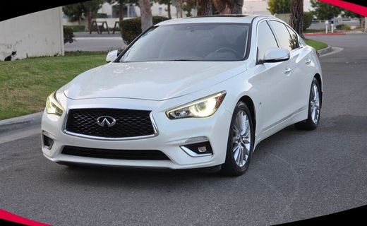 2018 Infiniti Q50 30T Luxe