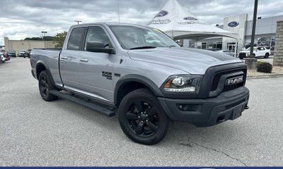 2019 Ram 1500 SLT