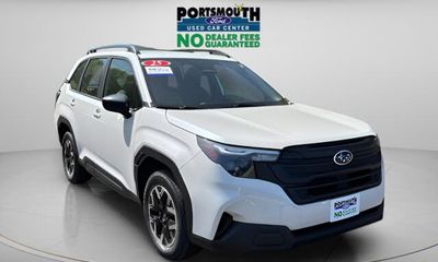 2025 Subaru Forester Base Plus