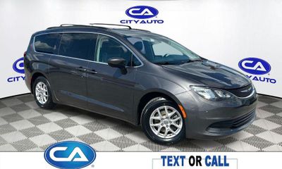 2020 Chrysler Voyager LXI