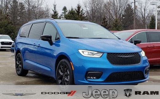 2026 Chrysler Pacifica Select