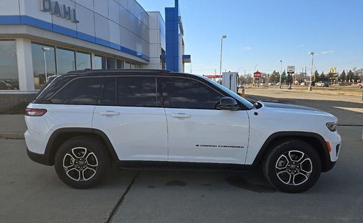 2022 Jeep Grand Cherokee Trailhawk