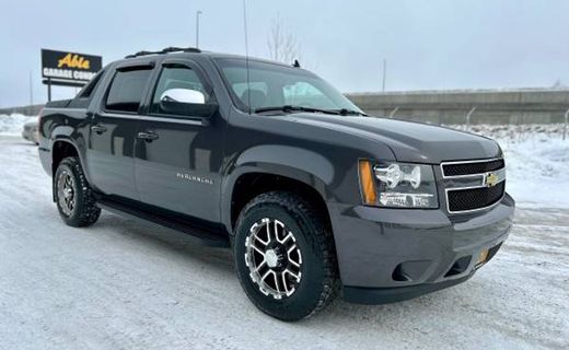 2011 Chevrolet Avalanche LS