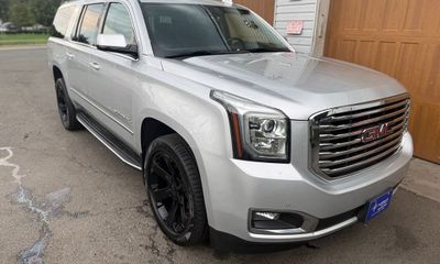 2020 GMC Yukon XL SLT