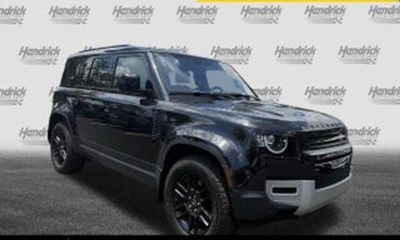 2021 Land Rover Defender 110 SE