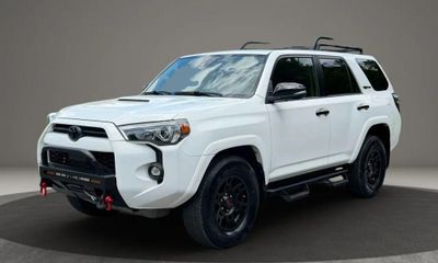 2021 Toyota 4RUNNER Venture