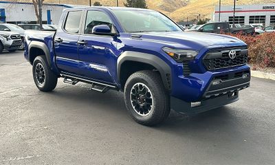 2025 Toyota Tacoma TRD OFF Road