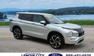 2023 Mitsubishi Outlander SE Black Edition