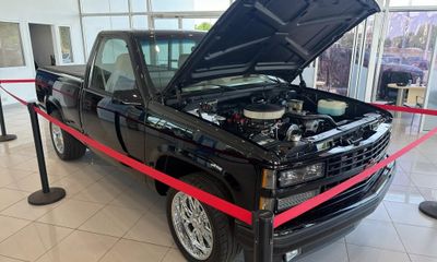 1990 Chevrolet GMT-400 454SS