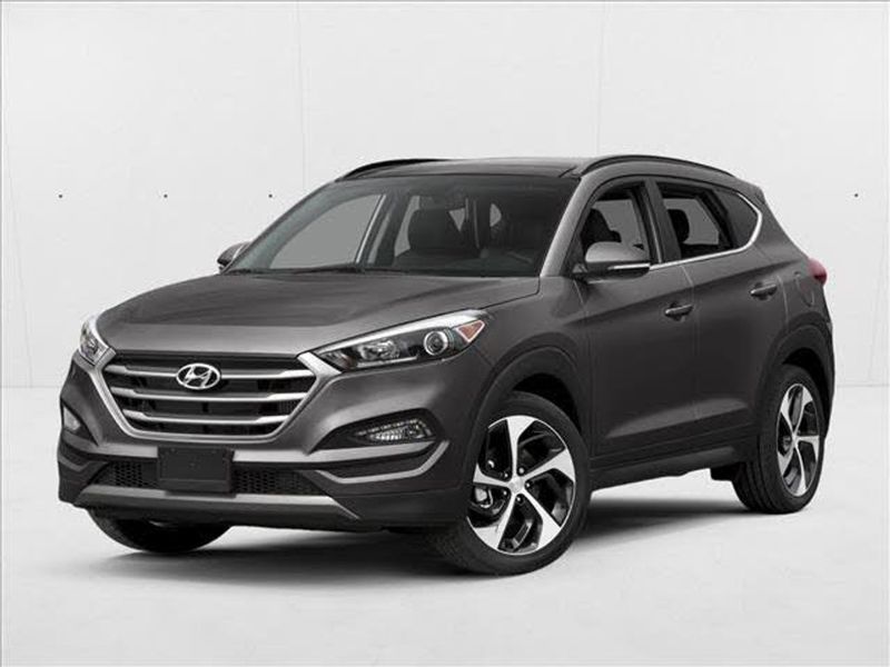 2016 Hyundai Tucson — a typically priced live listing