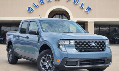 2025 Ford Maverick XLT