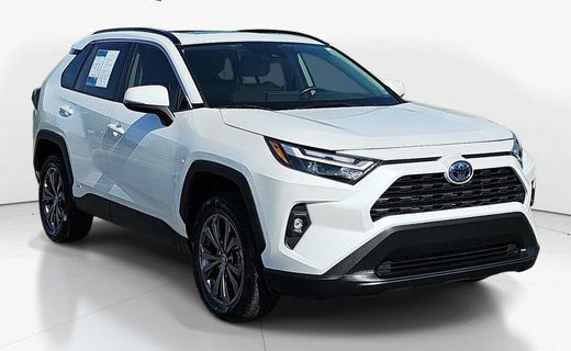 2024 Toyota RAV4 XLE Premium