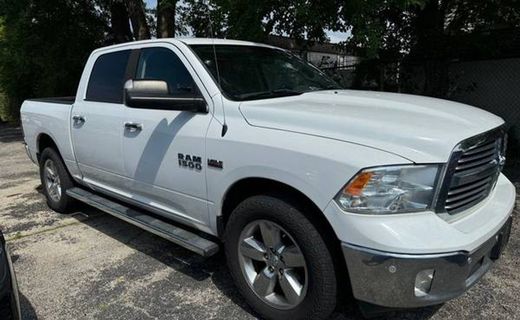 2017 Ram 1500 SLT