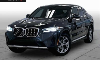 2023 BMW X4 xDrive30i