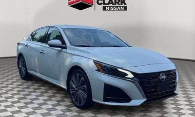 2025 Nissan Altima SL