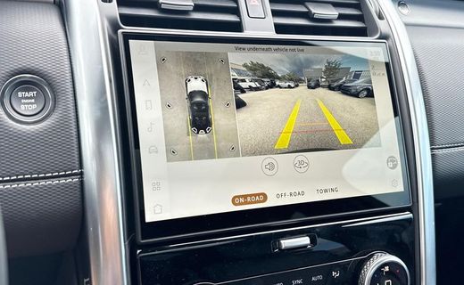 2026 Land Rover Discovery P360 Dynamic SE