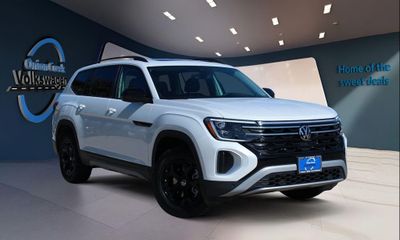 2026 Volkswagen Atlas 4MOTION Peak Edition