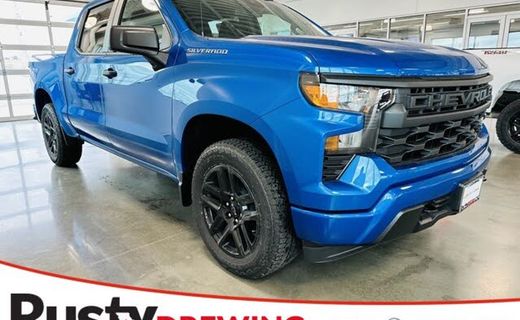 2023 Chevrolet Silverado Custom