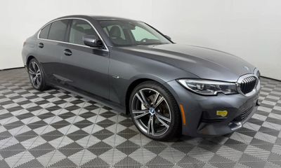 2022 BMW 330E